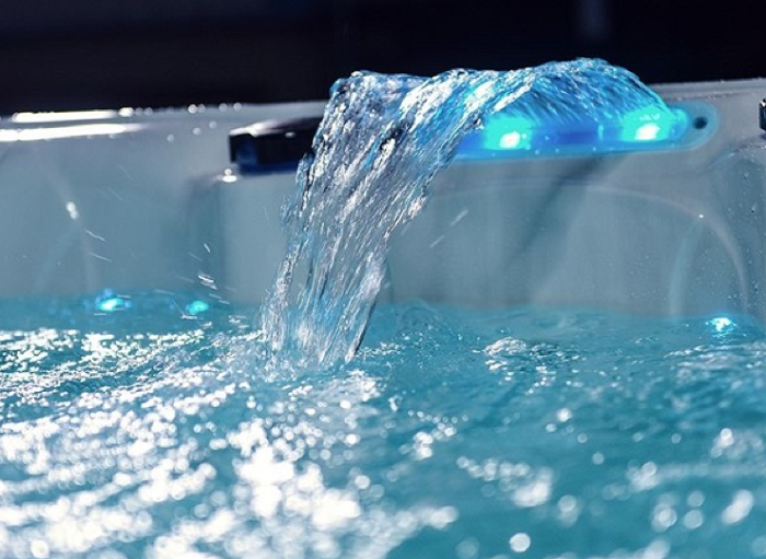 Water-balanced Hot Tub Water-balanced Hot Tub